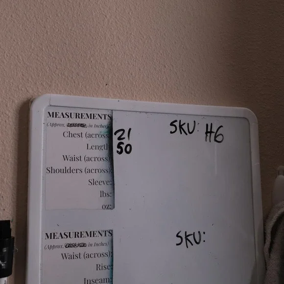 White House Black Market Yarn Ruana Womens M/L Mercury New Metallic Fringe Wrap - Picture 8 of 8